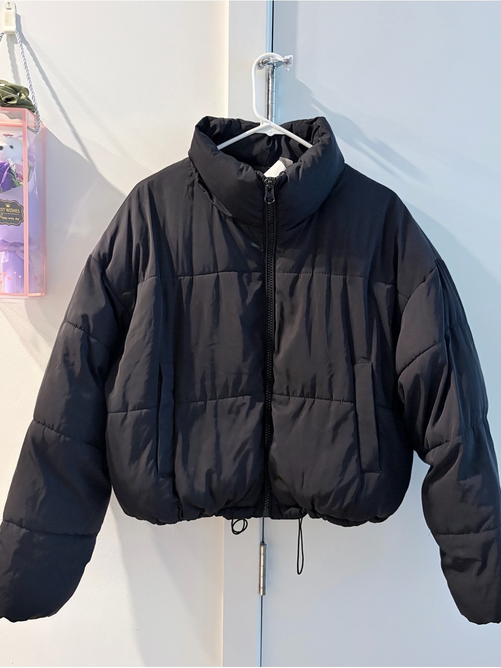 H&M Black Cropped Puffer Jacket with High Neck